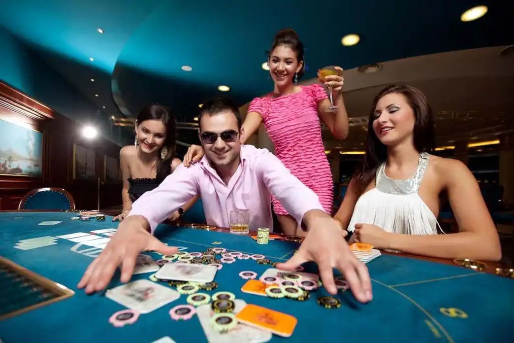 jackpot world mobile gaming